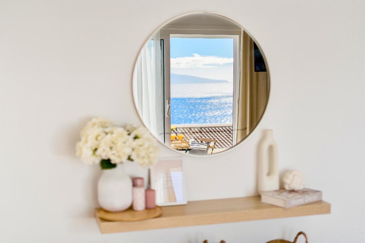Black Beach Luxury Vacation House Puerto de Santiago  Dış mekan fotoğraf
